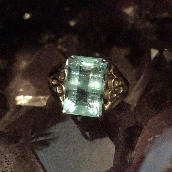 Rare Genuine Aquamarine Ring - Picture 4 of 14
